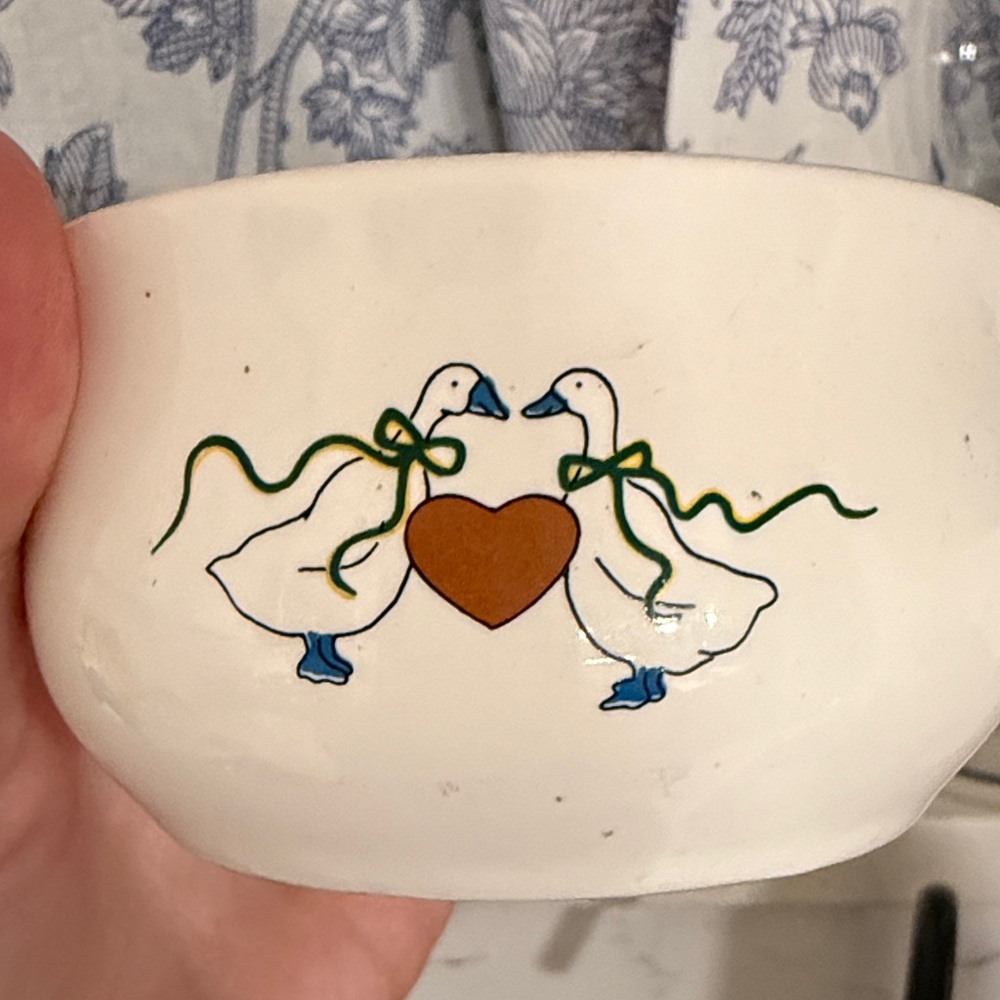 Vintage White Ceramic Decorative Bowl with Duck Motif - Picture 3 of 3